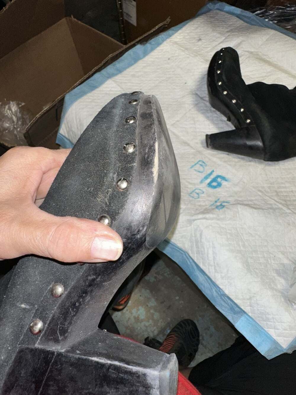 Michael Kors Black Suede Studded Clog Boots Size 7.5M - Picture 10 of 14